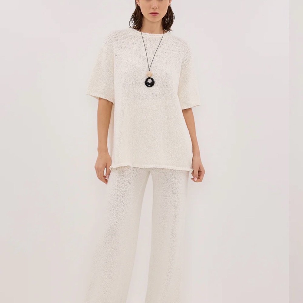 DISSH Sue Off-White Oversized Knit Tee